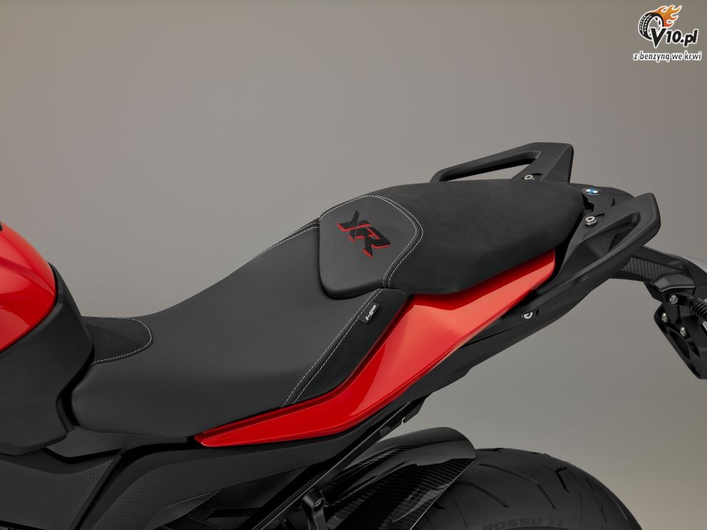 BMW S1000XR na 2015 rok - studio
