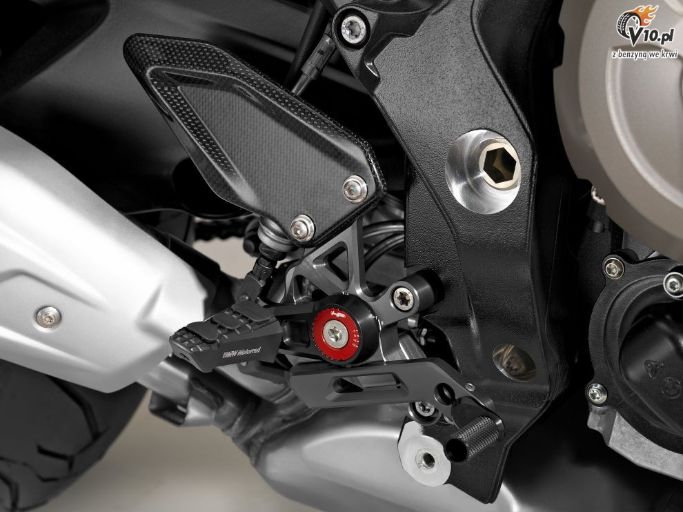 BMW S1000XR na 2015 rok - studio