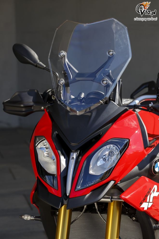 BMW S1000XR na 2015 rok - studio