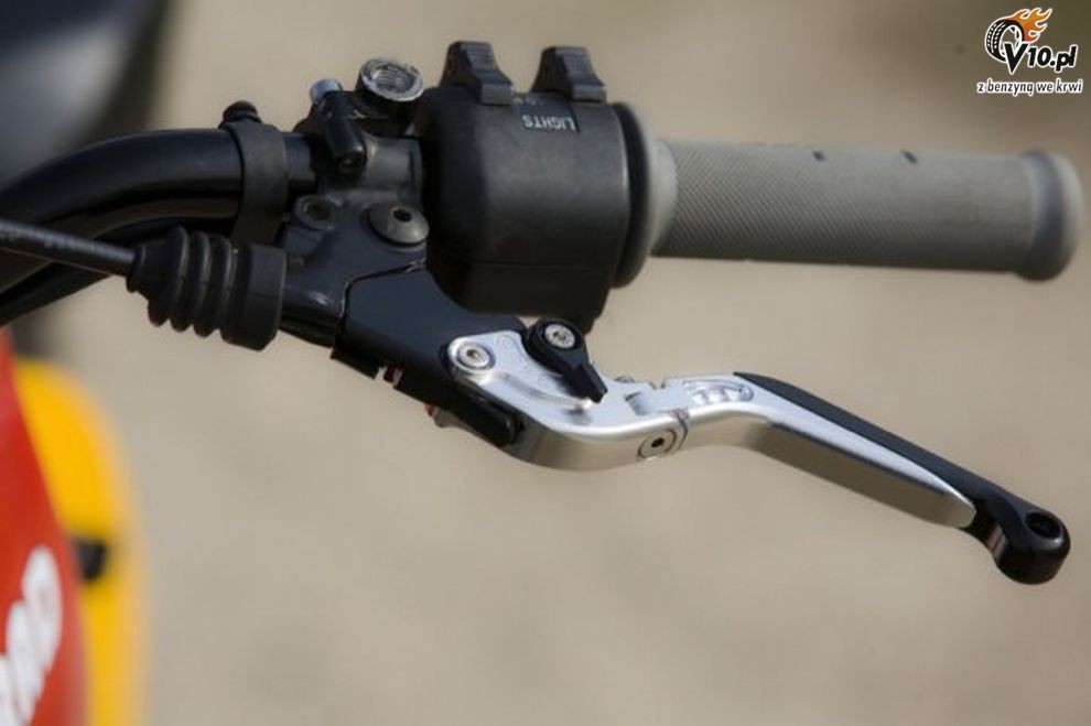 Dirt-Rad by Radical Ducati