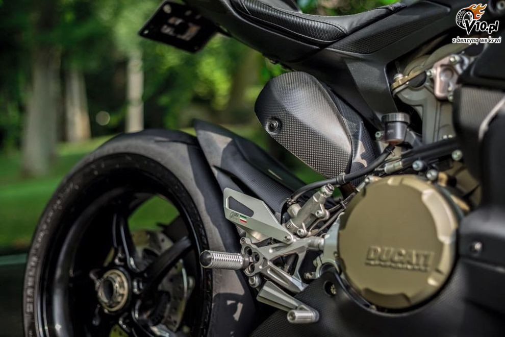 Ducati 1199 Panigale S by Areta Americana