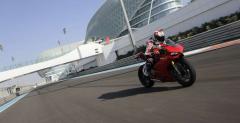 Ducati 1199 Panigale - testy w Abu Dhabi