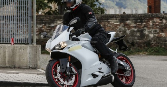 Ducati 959 Panigale - zdjęcia szpiegowskie