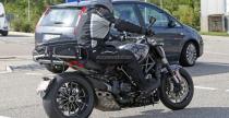 Ducati Diavel z pasem napdowym - zdjcia szpiegowskie