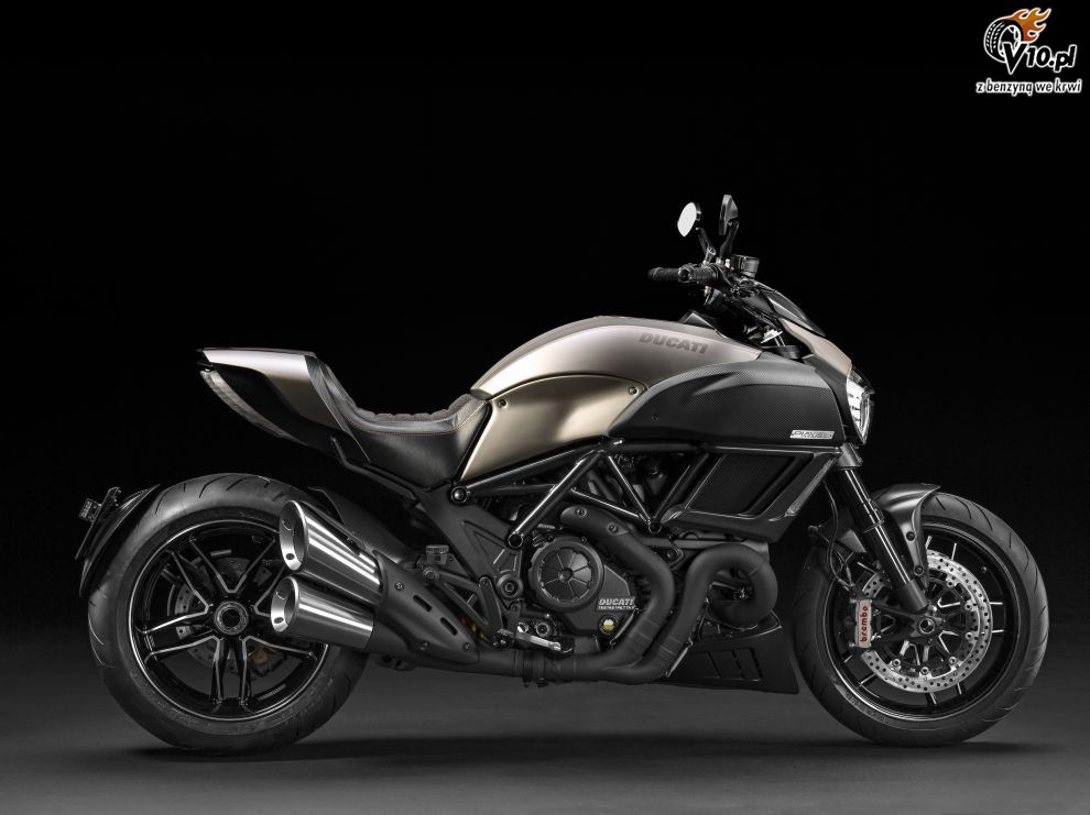 Ducati Diavel Titanium