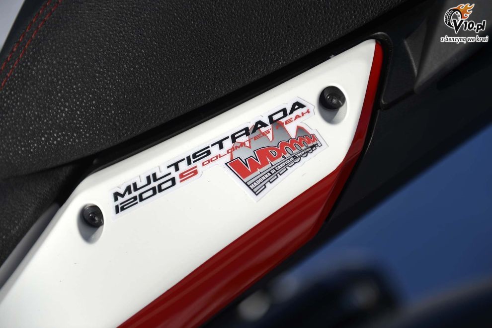 Ducati Multistrada 1200 S Dolomites Peak Edition