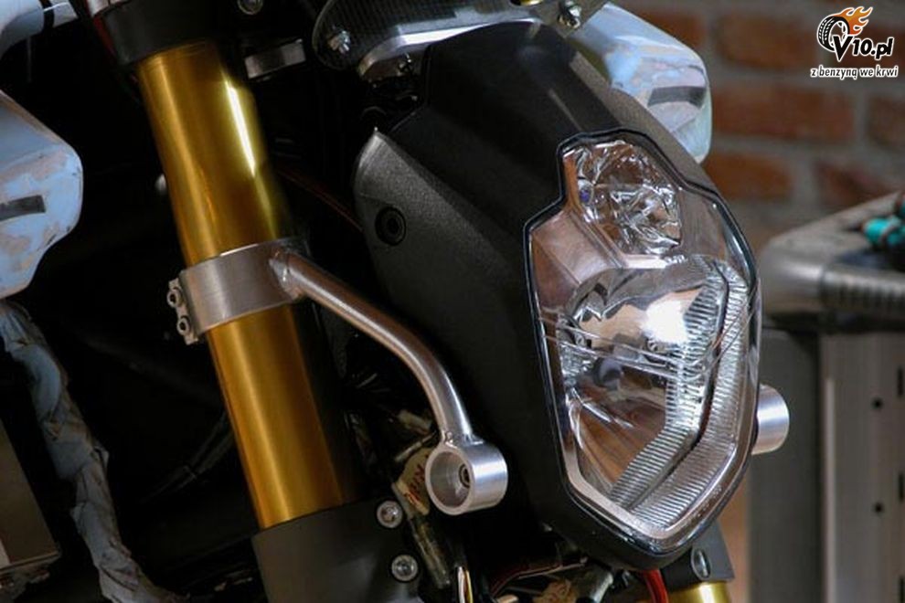 Ducati Multistrada Biuta by Carlo Roscio