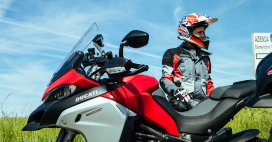 Casey Stoner i Ducati Multistrada 1200 Enduro