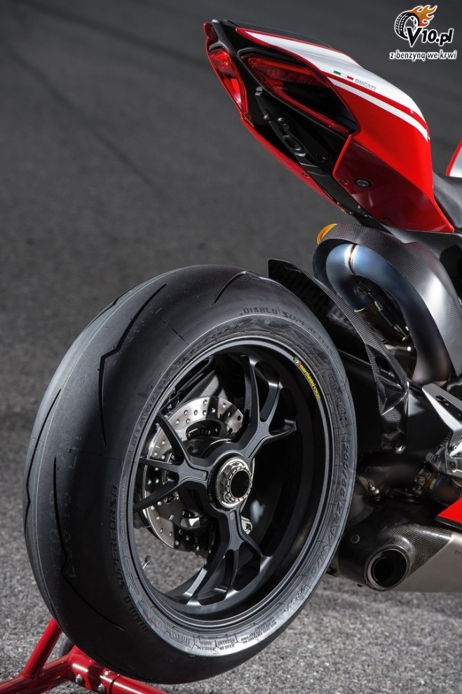Ducati Panigale R na 2015 rok