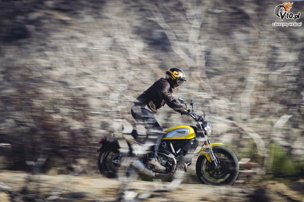 Ducati Scrambler na 2015 rok - plener