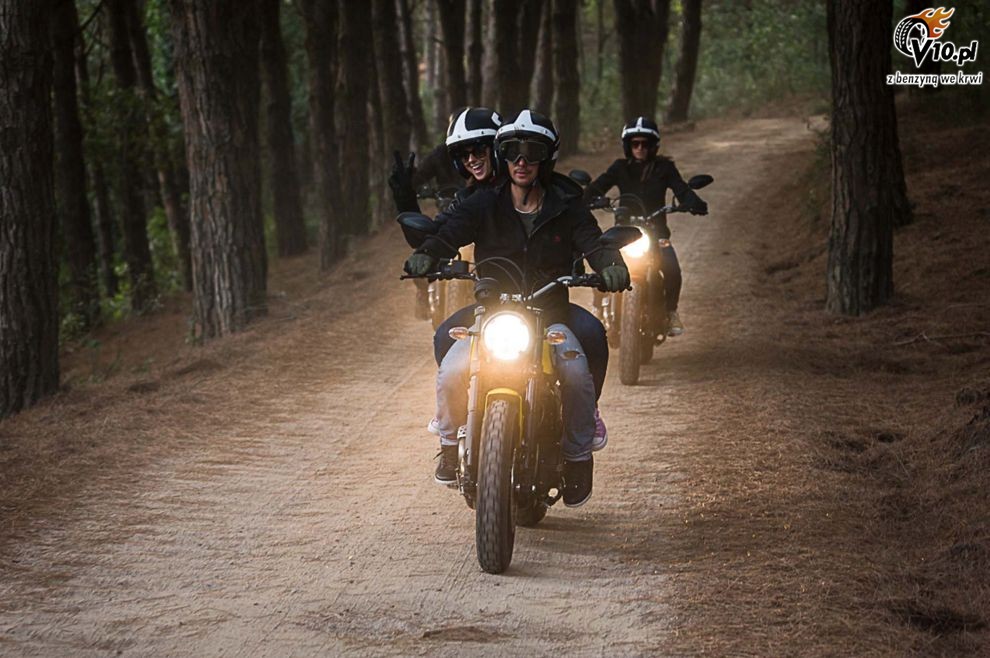 Ducati Scrambler na 2015 rok - plener