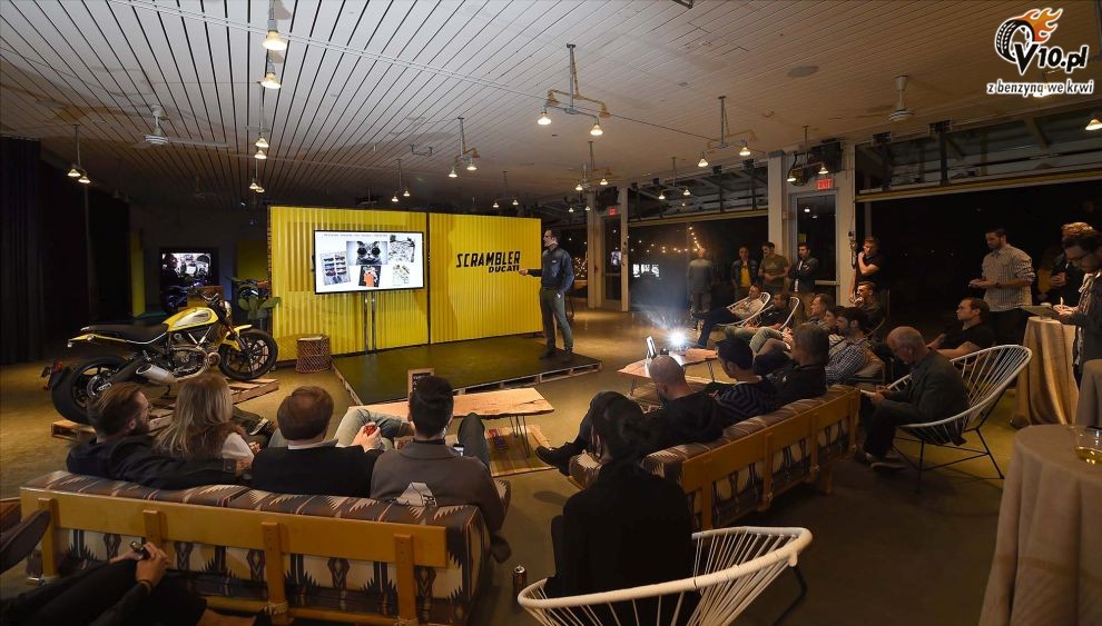 Ducati Scrambler na 2015 rok - plener