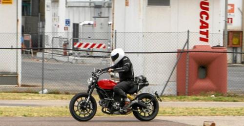 Ducati Scrambler - zdjcie szpiegowskie