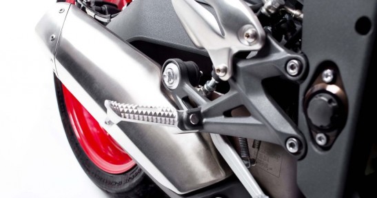 Triumph Street Triple RX na 2015 rok