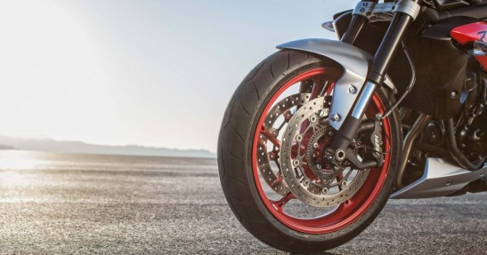 Triumph Street Triple RX na 2015 rok