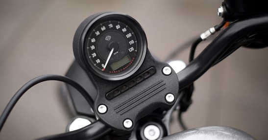 Harley-Davidson 883 Iron