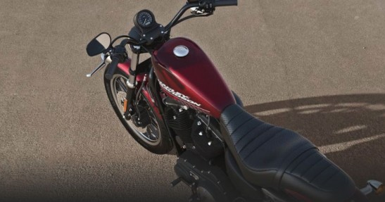 Harley-Davidson 883 Roadster