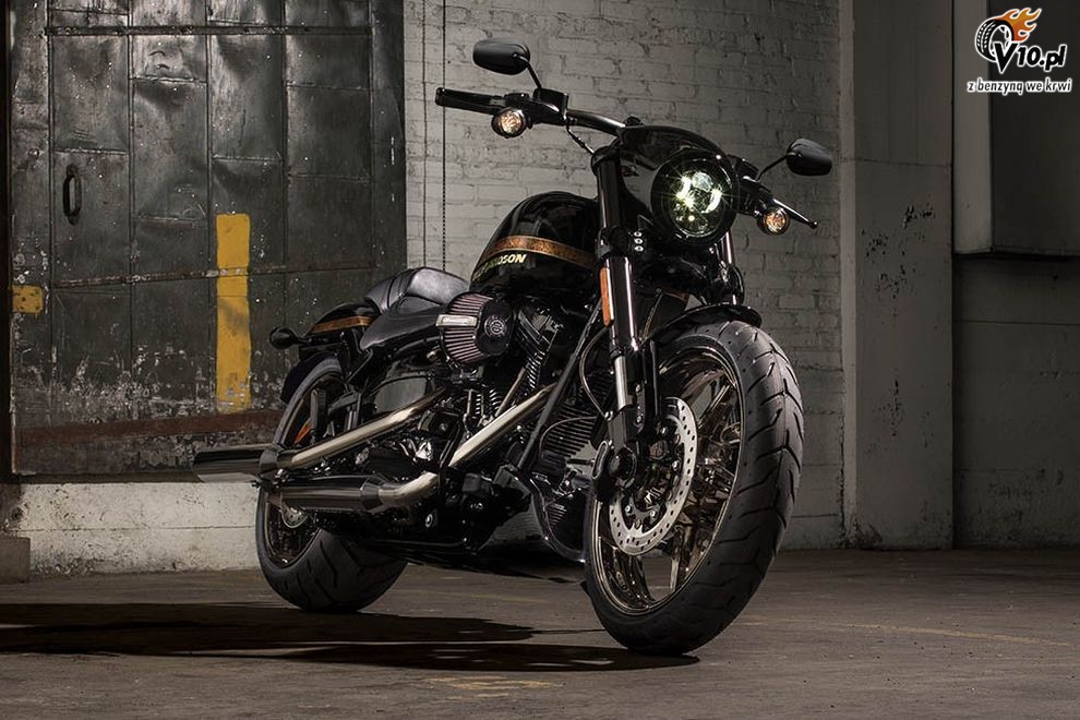 Harley-Davidson CVO Pro Street Breakout