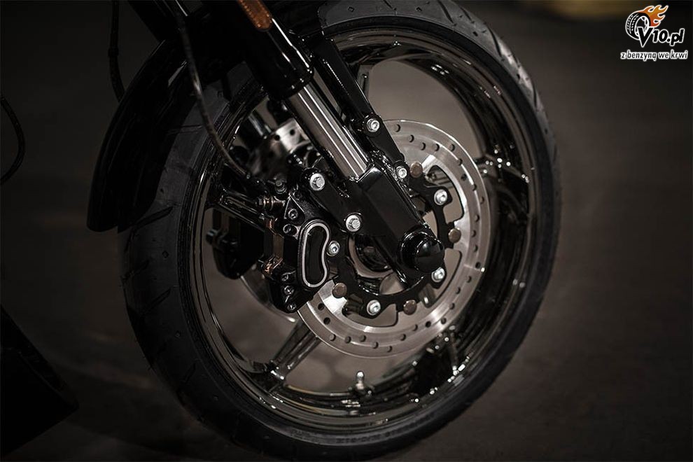 Harley-Davidson CVO Pro Street Breakout