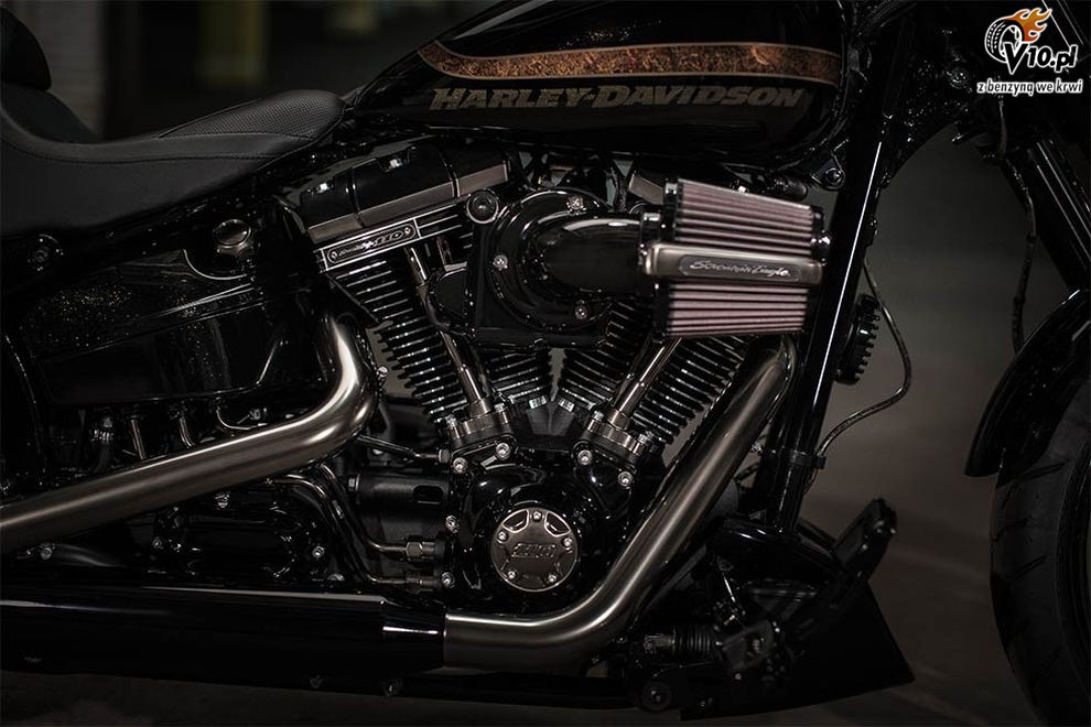 Harley-Davidson CVO Pro Street Breakout