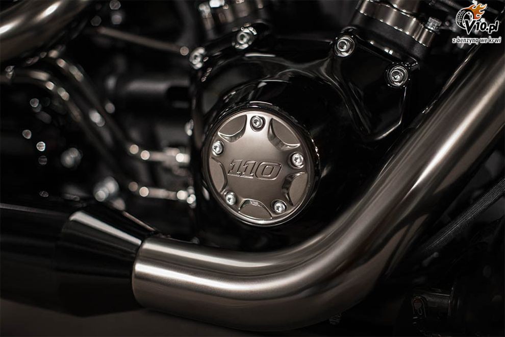 Harley-Davidson CVO Pro Street Breakout