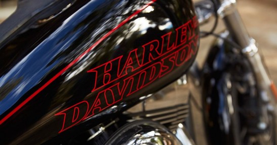 Harley-Davidson Dyna Low Rider na 2015 rok