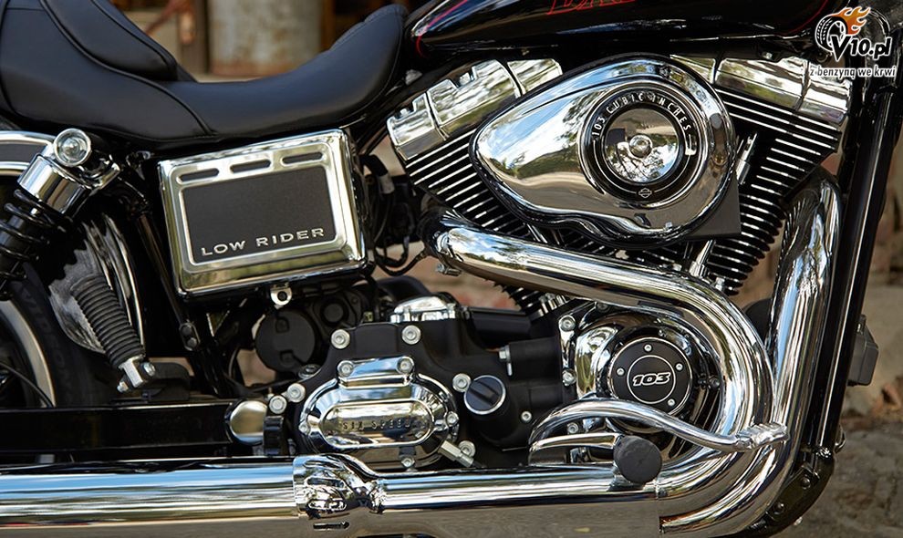 Harley-Davidson Dyna Low Rider na 2015 rok