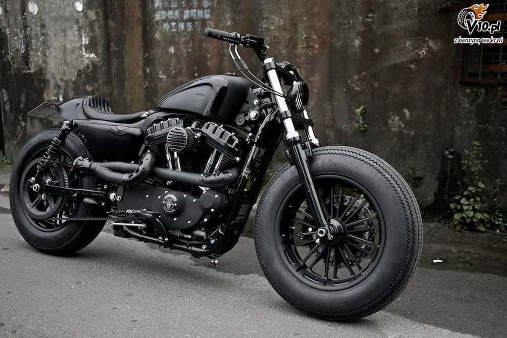 Sportster Bomb Runner by Rough Crafts
