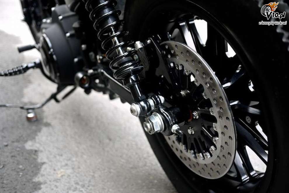 Sportster Bomb Runner by Rough Crafts