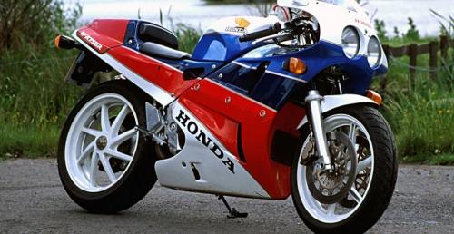 Honda RC30