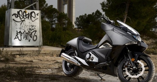 Honda NM4 Vultus na 2014 rok