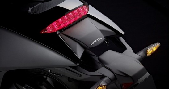 Honda NM4 Vultus na 2014 rok