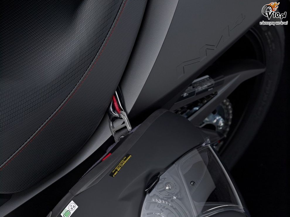 Honda NM4 Vultus na 2014 rok