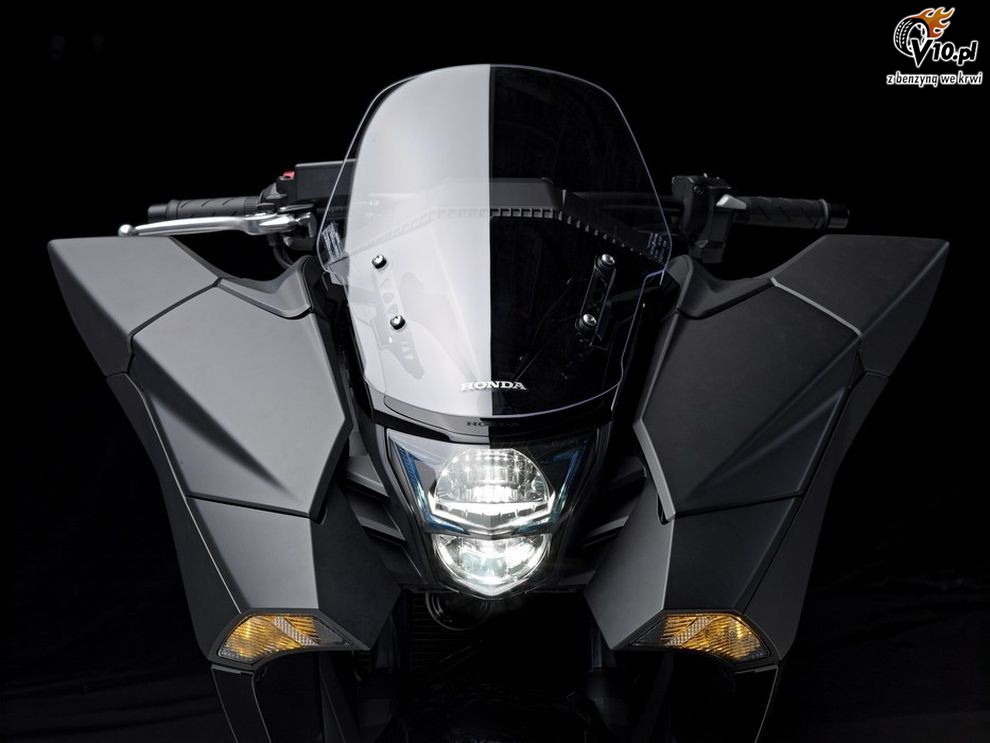 Honda NM4 Vultus na 2014 rok