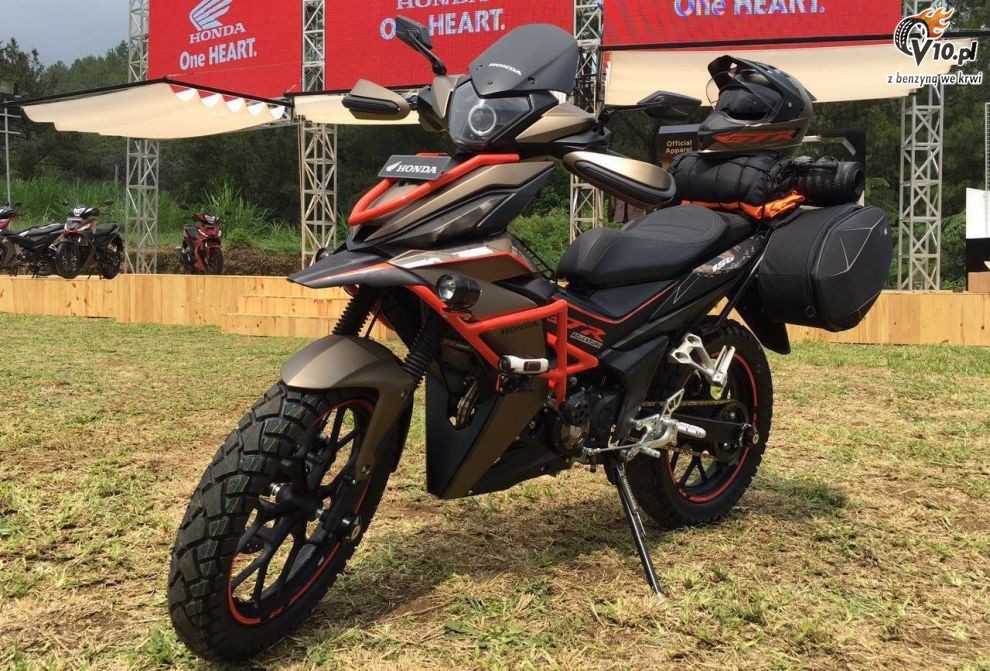 Honda Supra GTR 150 Adventure