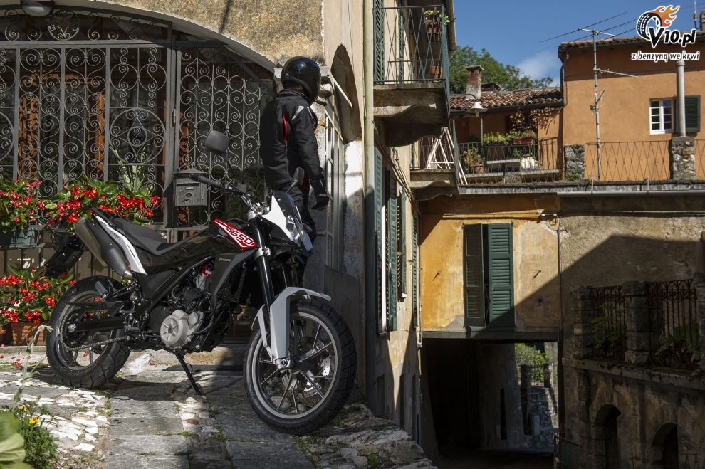 Husqvarna TR 650 Strada na 2013 rok