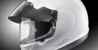 Arai i jego nowa ochrona przed słońcem - PRO Shade Visor System