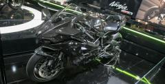 Kawasaki Ninja H2R na targach EICMA w Mediolanie