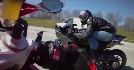 Kawasaki Ninja H2 vs BMW S1000RR