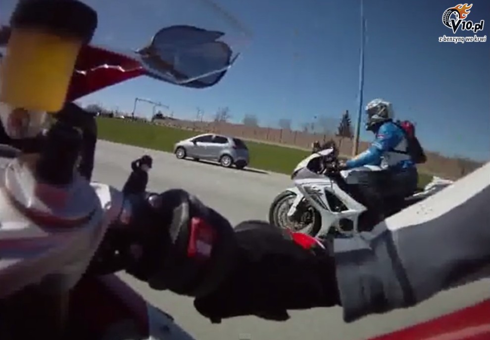 Kawasaki Ninja H2 vs BMW S1000RR