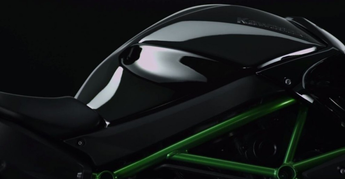 Kawasaki Ninja H2 - owiewki pokryte cienką warstwą srebra
