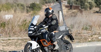 Nowy KTM 1290 Super Adventure na zdjęciach szpiegowskich