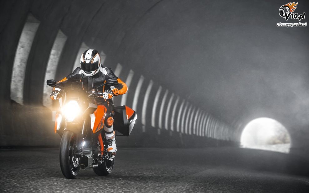 KTM 1290 Super Duke GT na 2016 rok