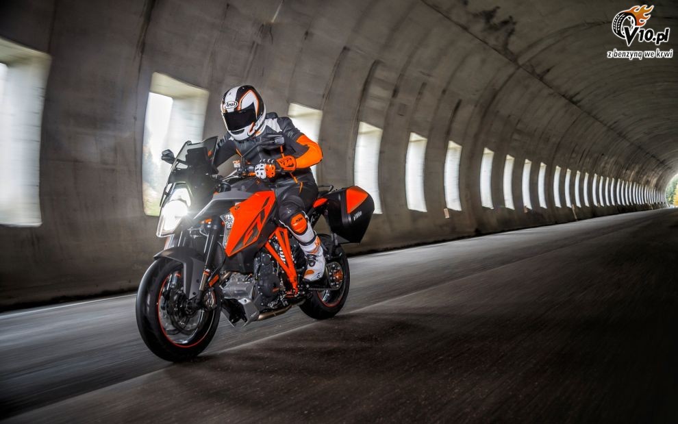 KTM 1290 Super Duke GT na 2016 rok
