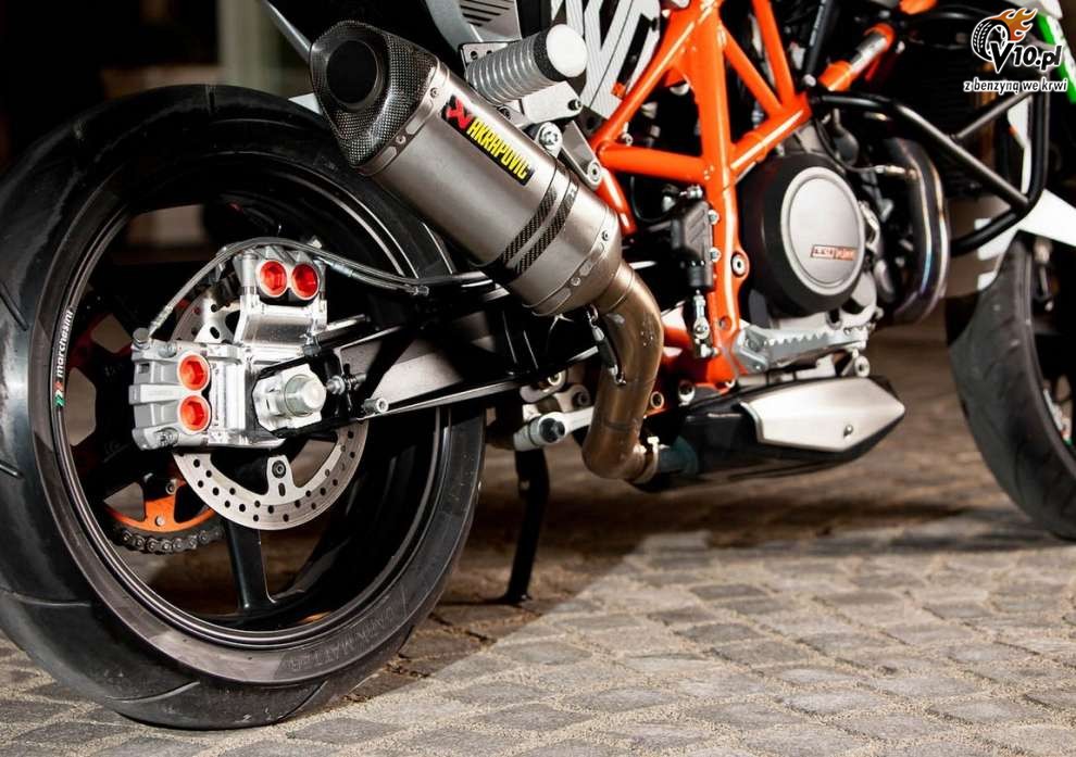 Rok Bagoros i KTM 690 Duke