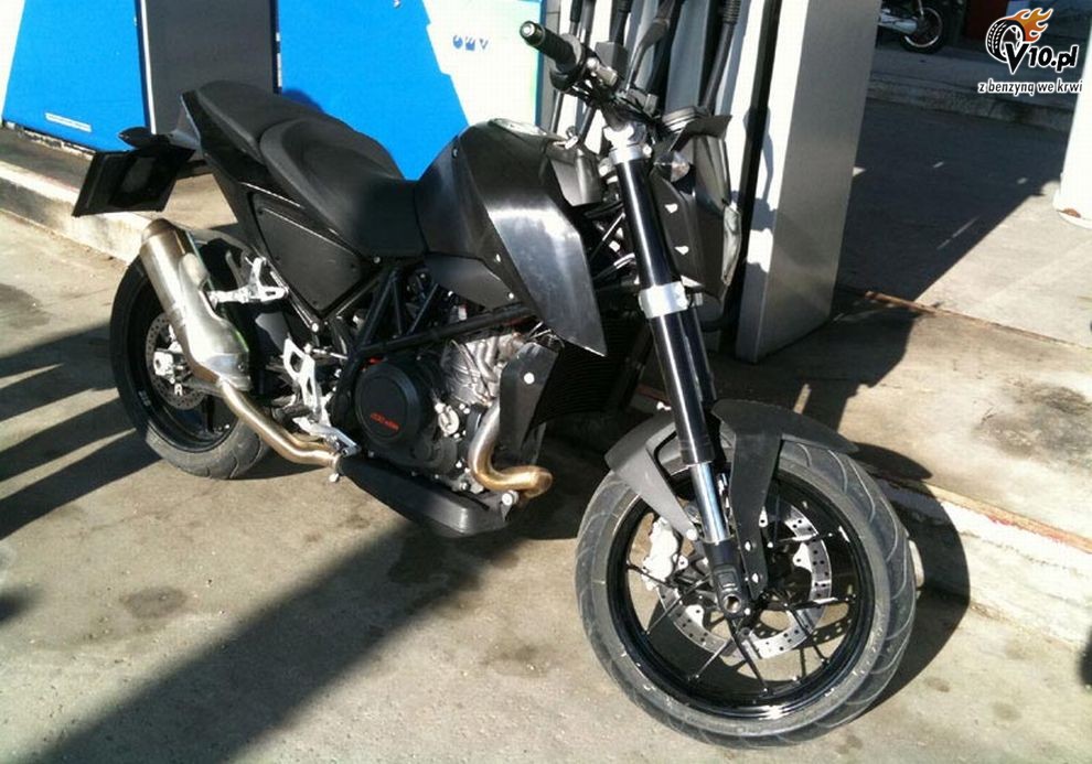 KTM 690 Duke - zdjcia szpiegowskie
