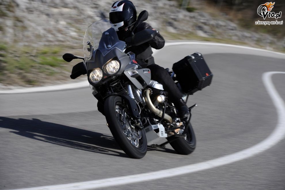 Moto Guzzi Stelvio 1200 8V na 2015 rok