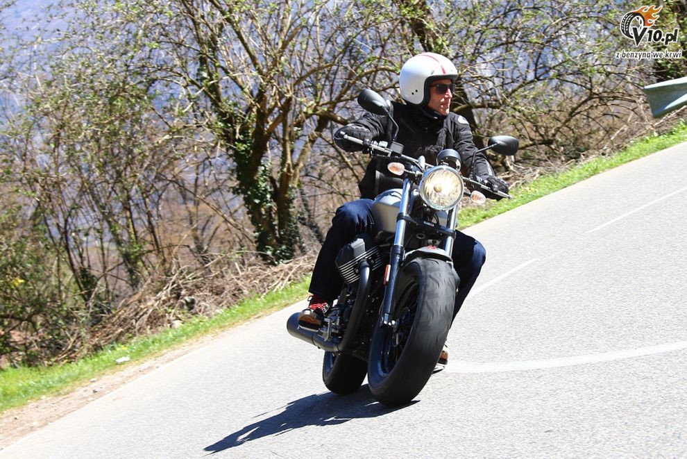 Moto Guzzi V9 Roamer i Bobber na 2016 rok