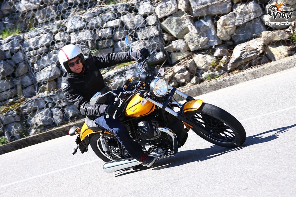 Moto Guzzi V9 Roamer i Bobber na 2016 rok