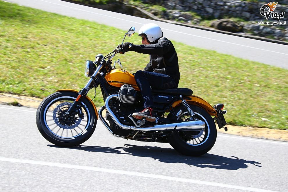 Moto Guzzi V9 Roamer i Bobber na 2016 rok